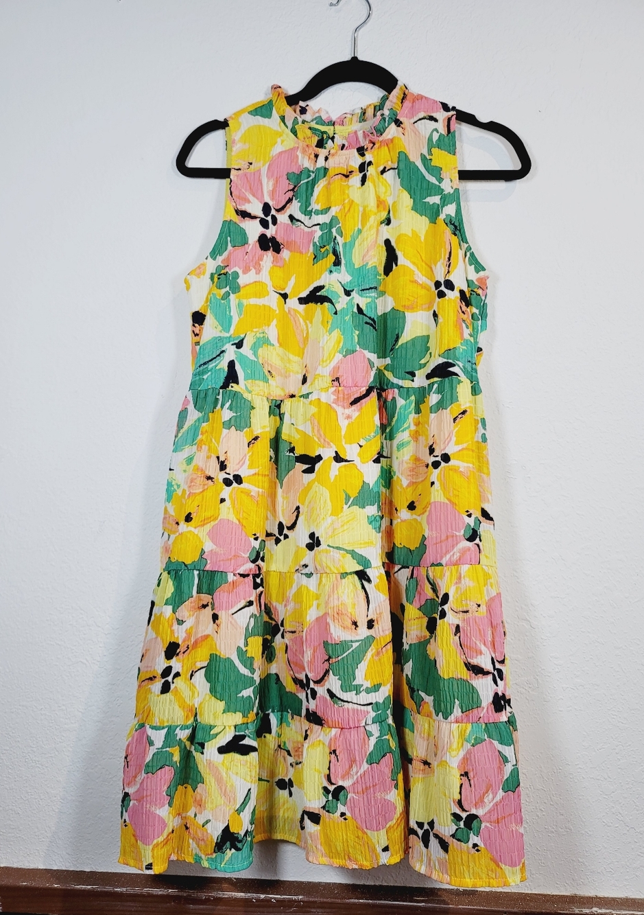 LOFT Floral Tiered Sleeveless Crinkle Dress W Floral Print, Size Small
